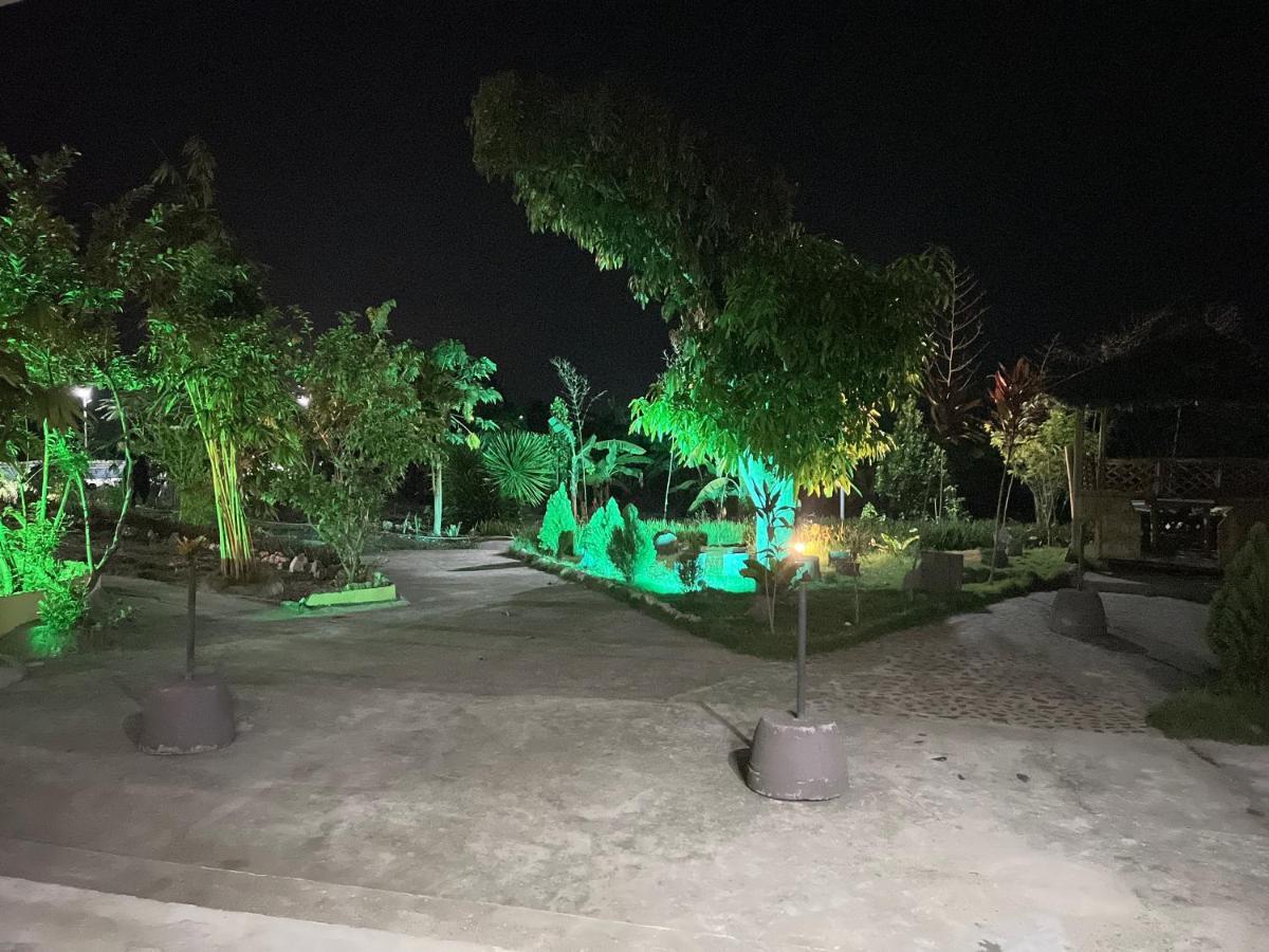 La Plumerias موالبوال المظهر الخارجي الصورة